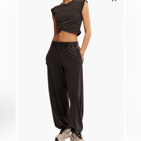 FP Movement Golden Hour Crop T-Shirt & Joggers Set - Picture 1 of 6